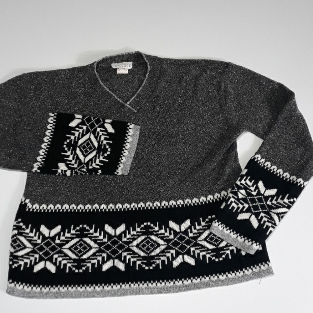 ❤ ❤️❤ 4 for $20  Blue Morgan Sweater. Size Medium
